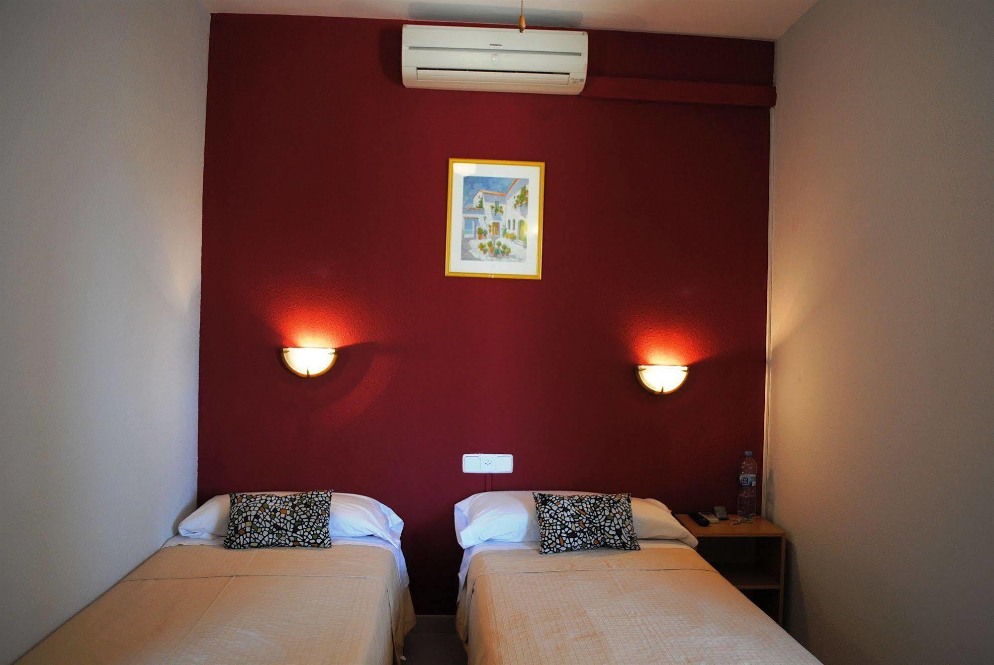 Sant Jordi Hotel 2*